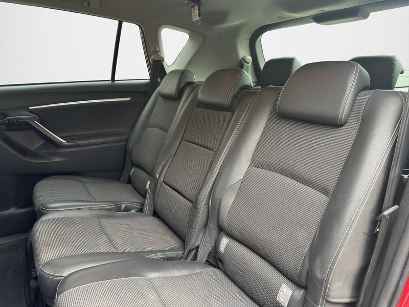 Toyota Verso bild 10