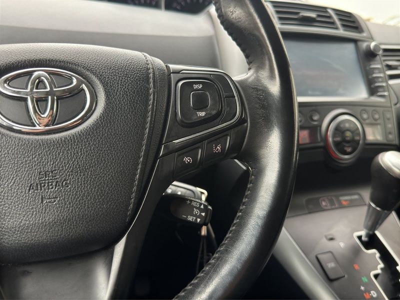 Toyota Verso bild 17