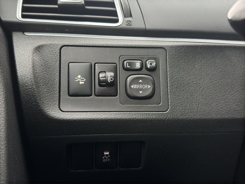 Toyota Verso bild 18