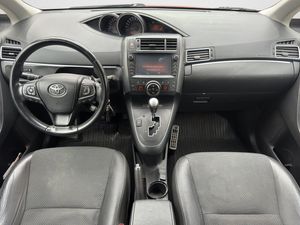Toyota Verso bild 12