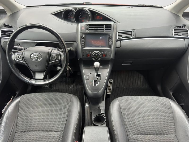 Toyota Verso bild 12