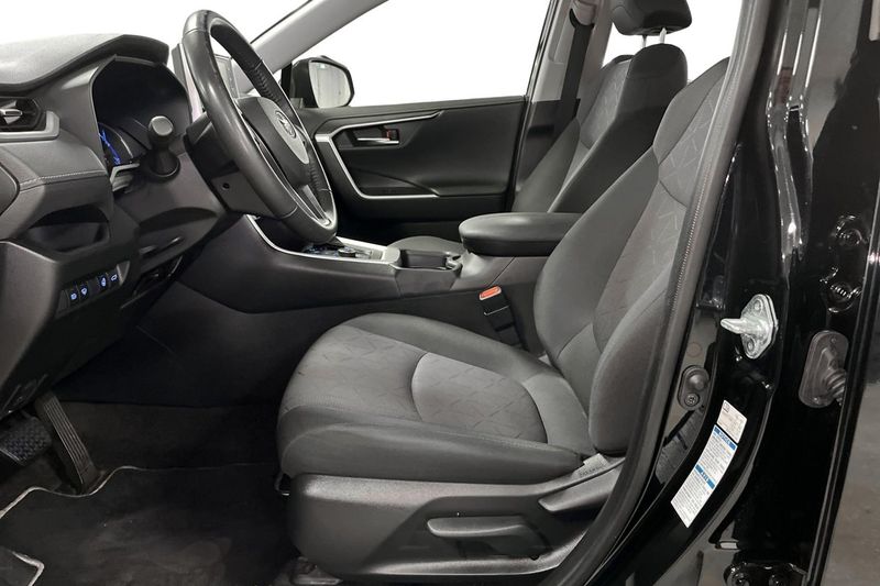 Toyota RAV4 bild 13