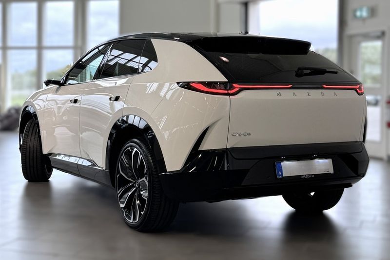 Mazda CX-6e bild 2