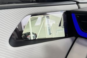 Mazda CX-6e bild 16