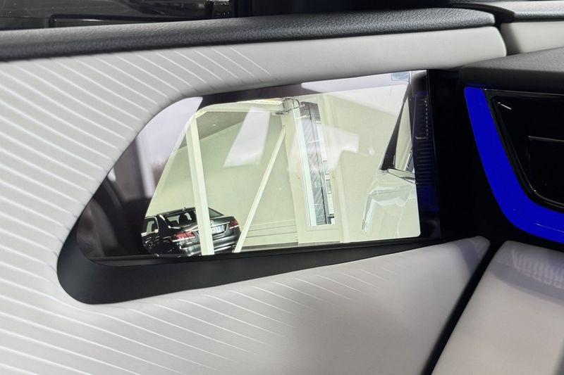 Mazda CX-6e bild 16