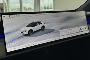 Mazda CX-6e bild 18