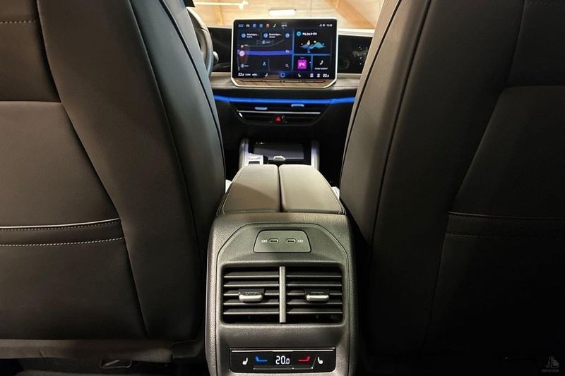 Volkswagen Passat bild 21