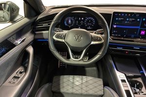 Volkswagen Passat bild 9