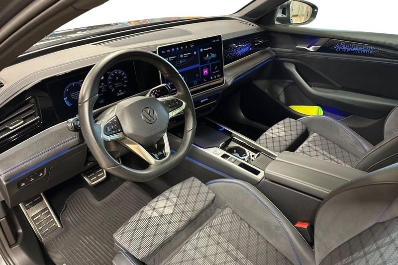 Volkswagen Passat bild 12
