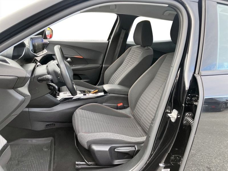 Peugeot e-2008 bild 4