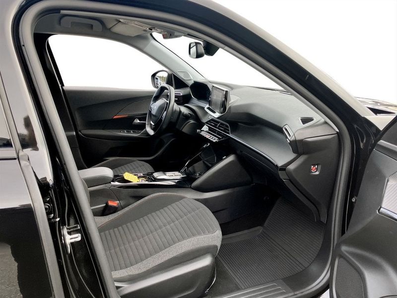 Peugeot e-2008 bild 11