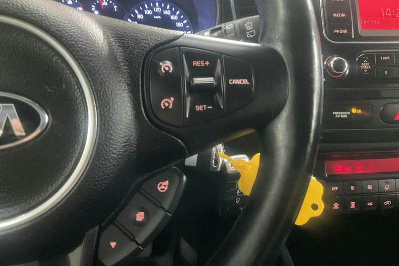 Kia Carens bild 16