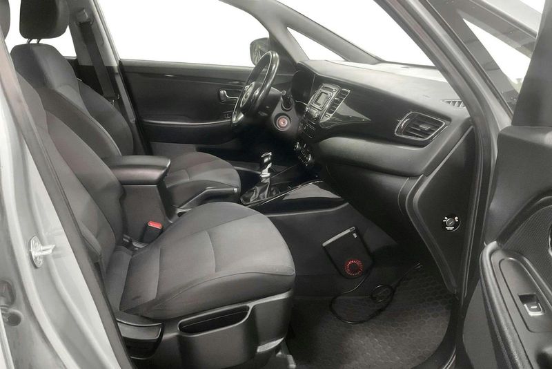 Kia Carens bild 7