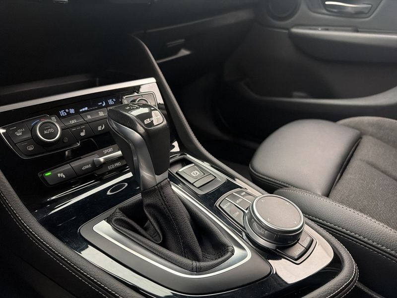 BMW 225 bild 19