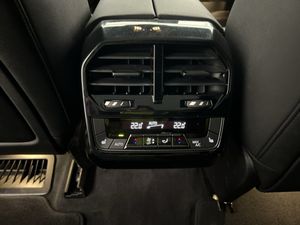BMW iX bild 31