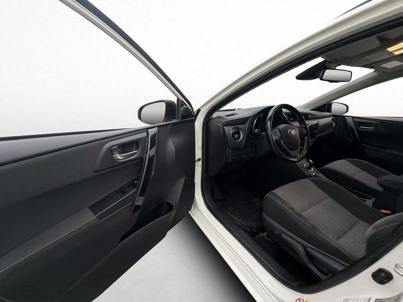 Toyota Auris bild 11