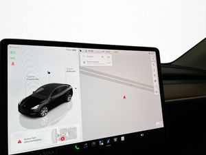 Tesla Model Y bild 23