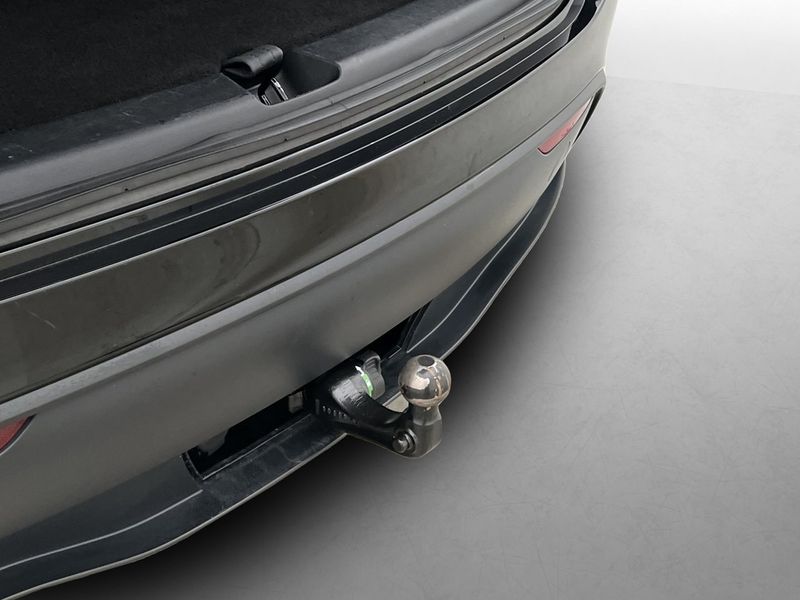 Tesla Model Y bild 11