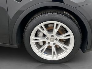 Tesla Model Y bild 34