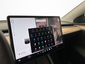 Tesla Model Y bild 26