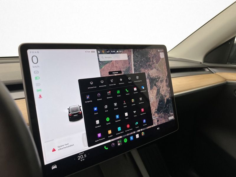 Tesla Model Y bild 26