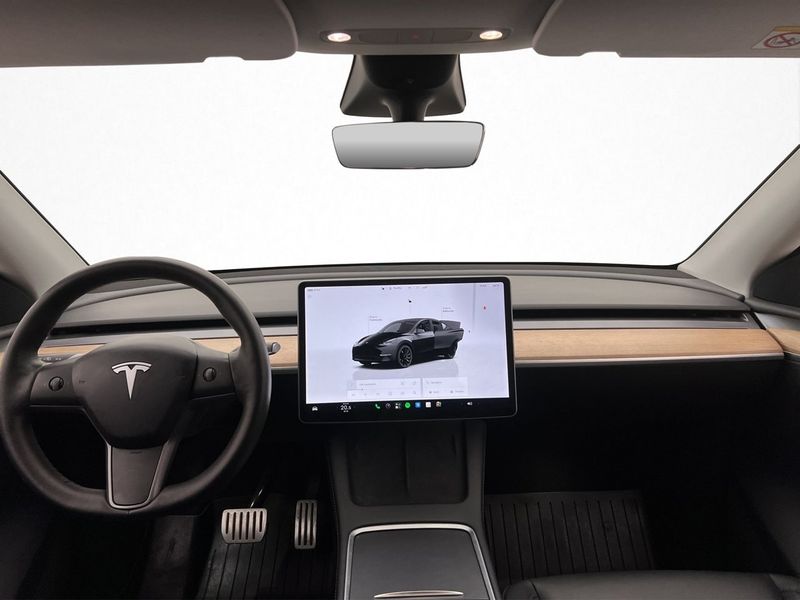 Tesla Model Y bild 18