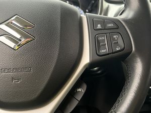 Suzuki Vitara bild 21