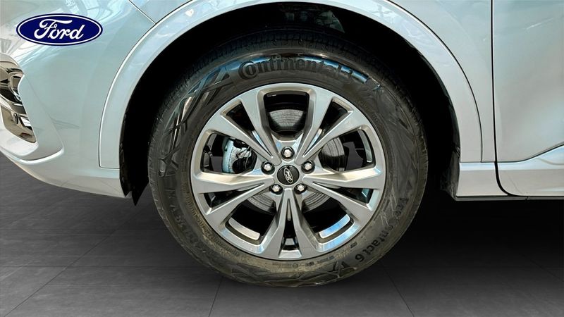 Ford Kuga bild 9