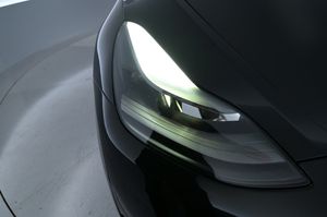 Tesla Model Y bild 26