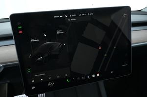 Tesla Model Y bild 21
