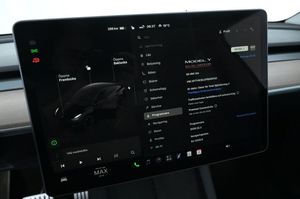 Tesla Model Y bild 14