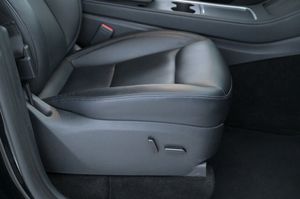 Tesla Model Y bild 13