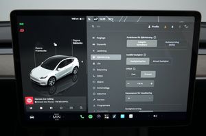 Tesla Model Y bild 15
