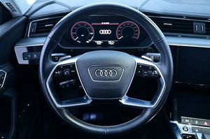 Audi Q8 e-tron bild 7