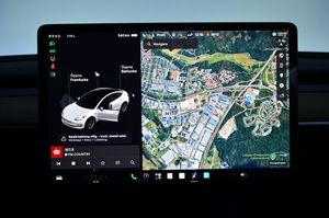Tesla Model 3 bild 19