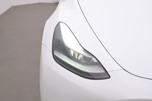 Tesla Model Y bild 26