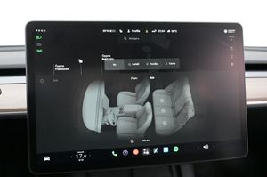 Tesla Model Y bild 19