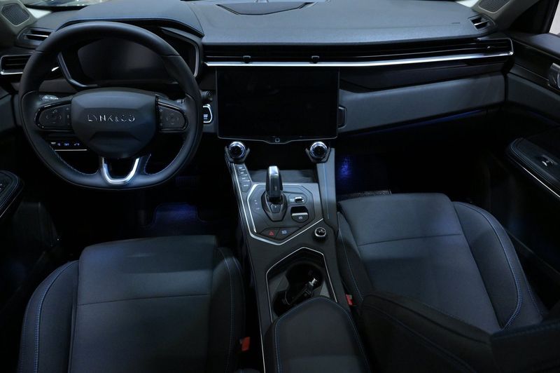 Lynk & Co 01 bild 6