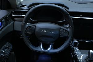Lynk & Co 01 bild 7