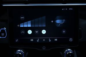 Lynk & Co 01 bild 20