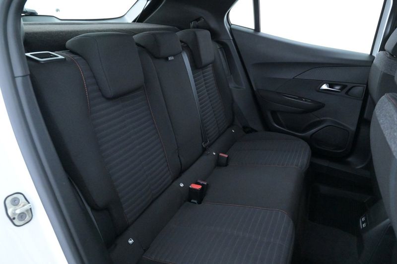 Peugeot e-2008 bild 23