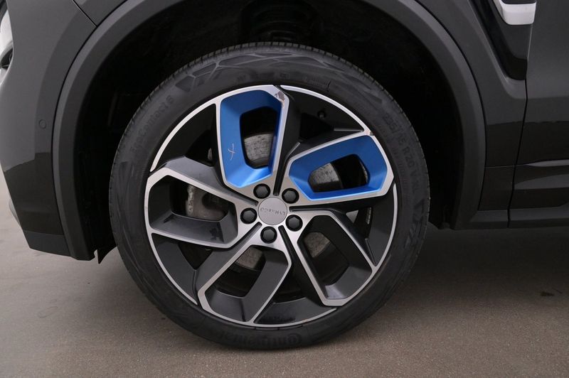 Lynk & Co 01 bild 27