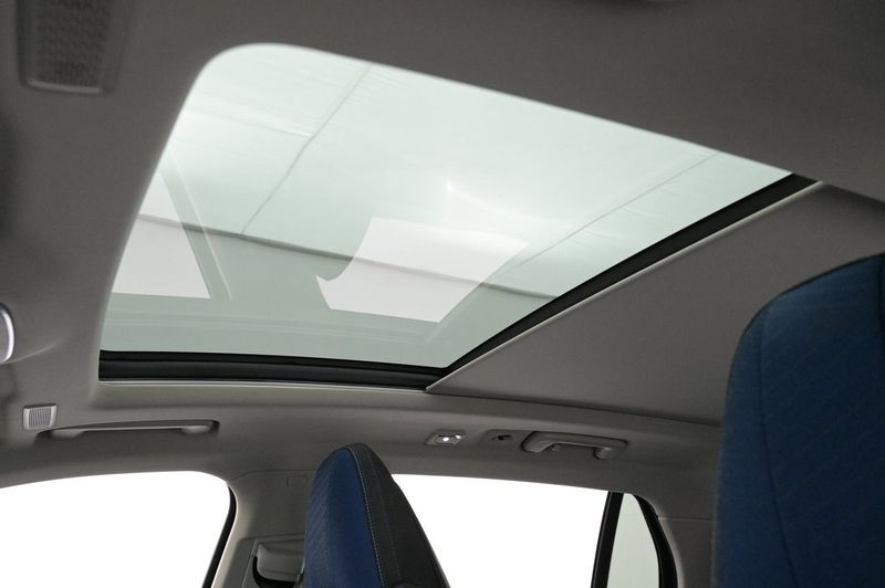 Lynk & Co 01 bild 23