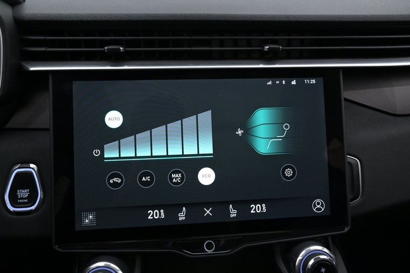 Lynk & Co 01 bild 18