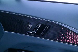 Cadillac Lyriq bild 14