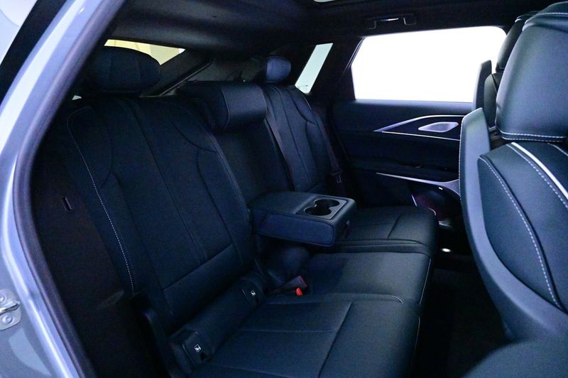 Cadillac Lyriq bild 24