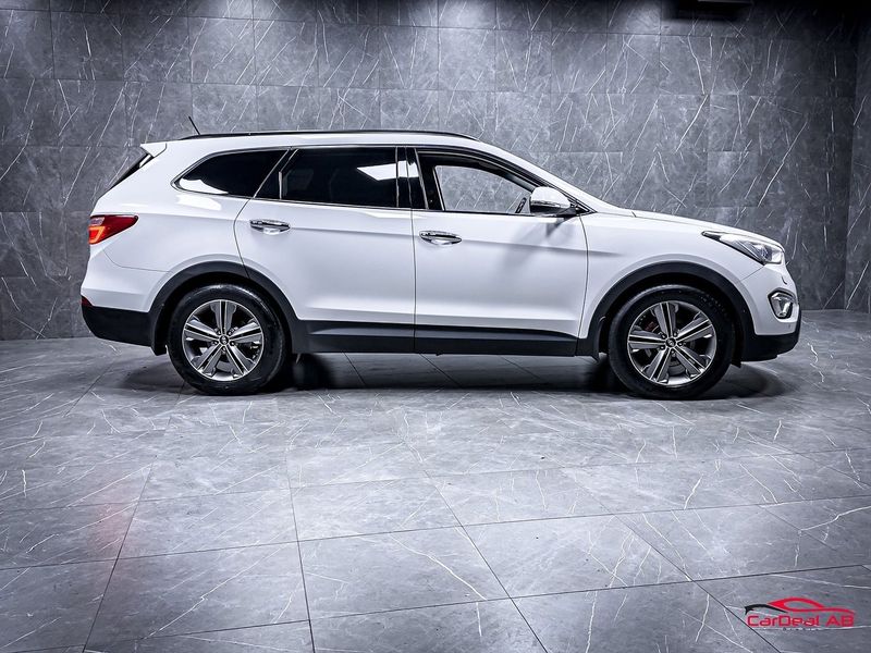 Hyundai Grand Santa Fe bild 8
