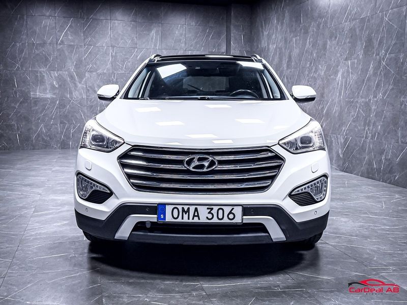 Hyundai Grand Santa Fe bild 2