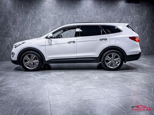 Hyundai Grand Santa Fe bild 4