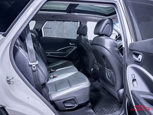 Hyundai Grand Santa Fe bild 16